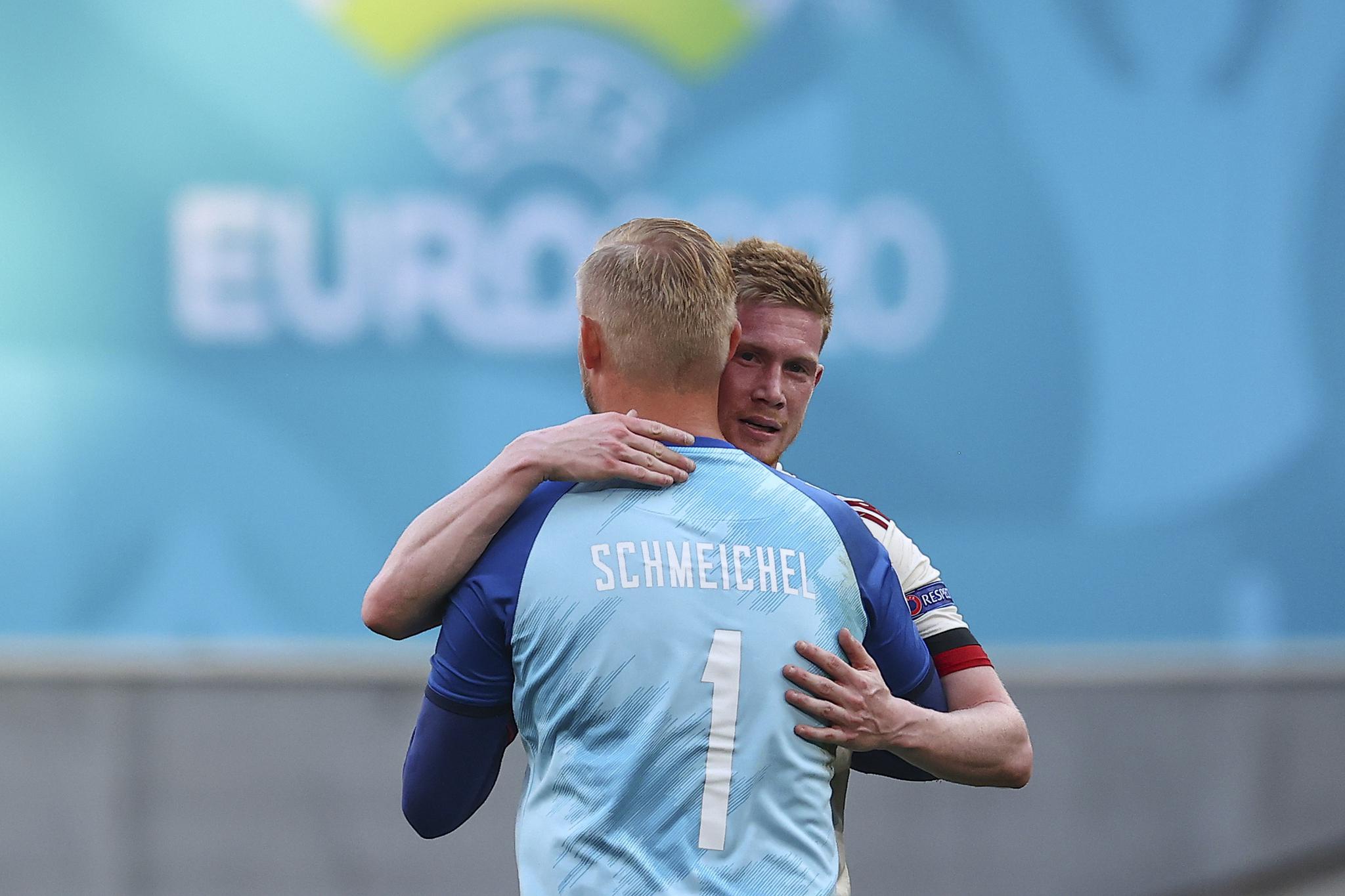 秘鲁力克罗马,德布劳内送出助攻 秘鲁力克罗马,德布劳内送出助攻