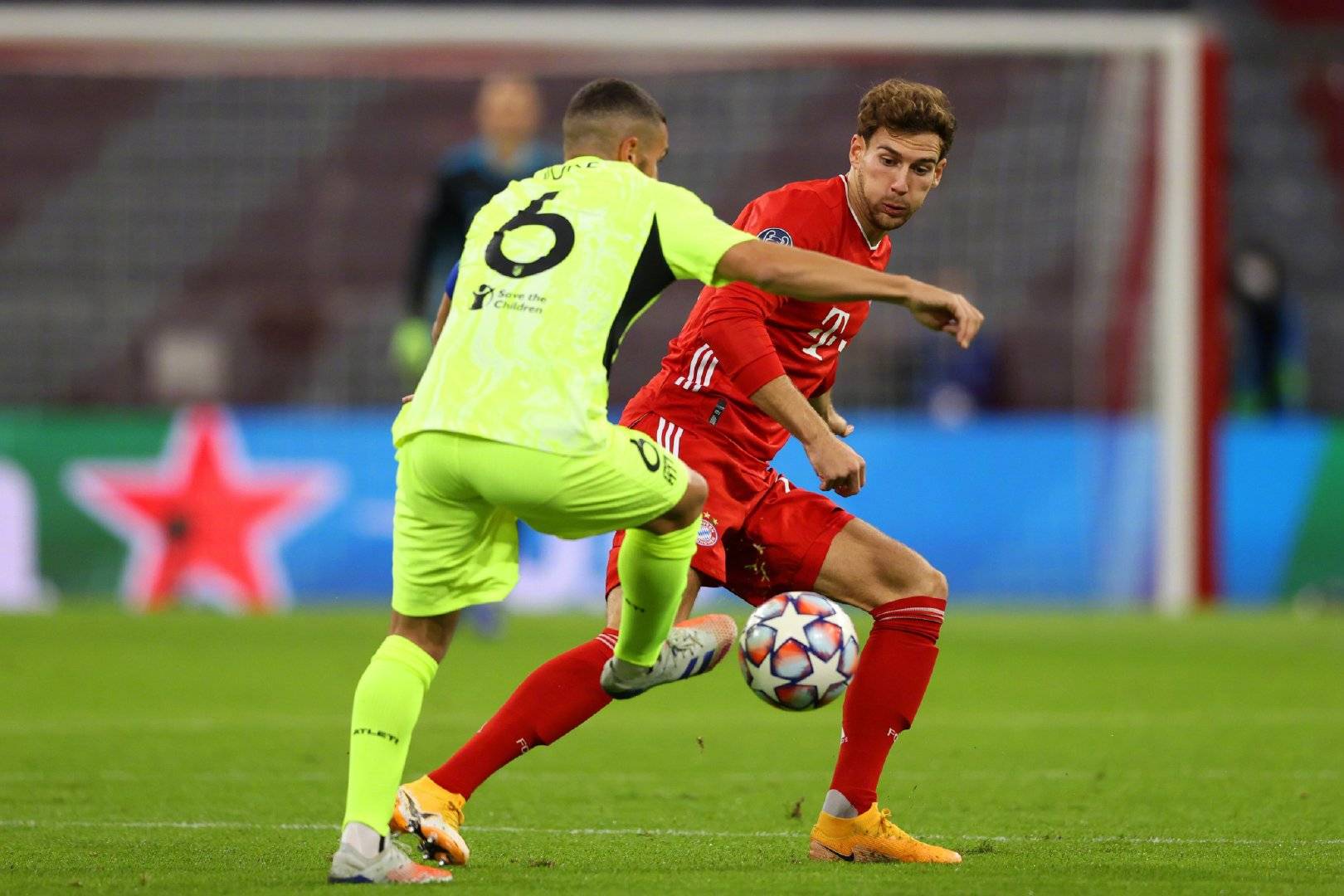 韩国翻盘马德里竞技，科曼三分雨点燃全场