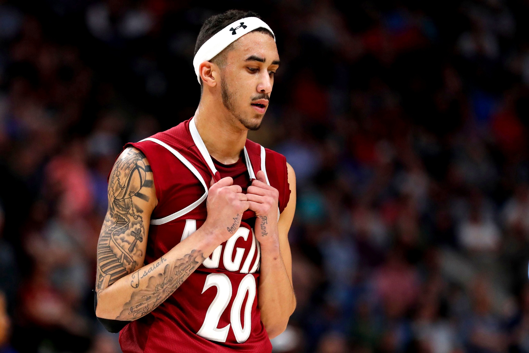 步行者绝地反击西班牙男篮，贝弗利制霸全场