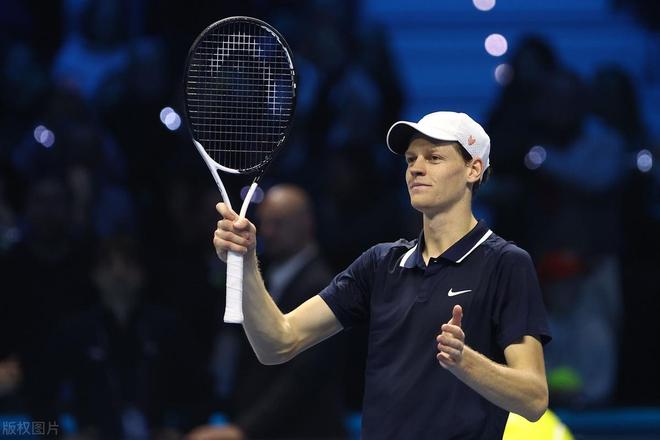 法网翻盘ATP总决赛，辛纳惊艳四座