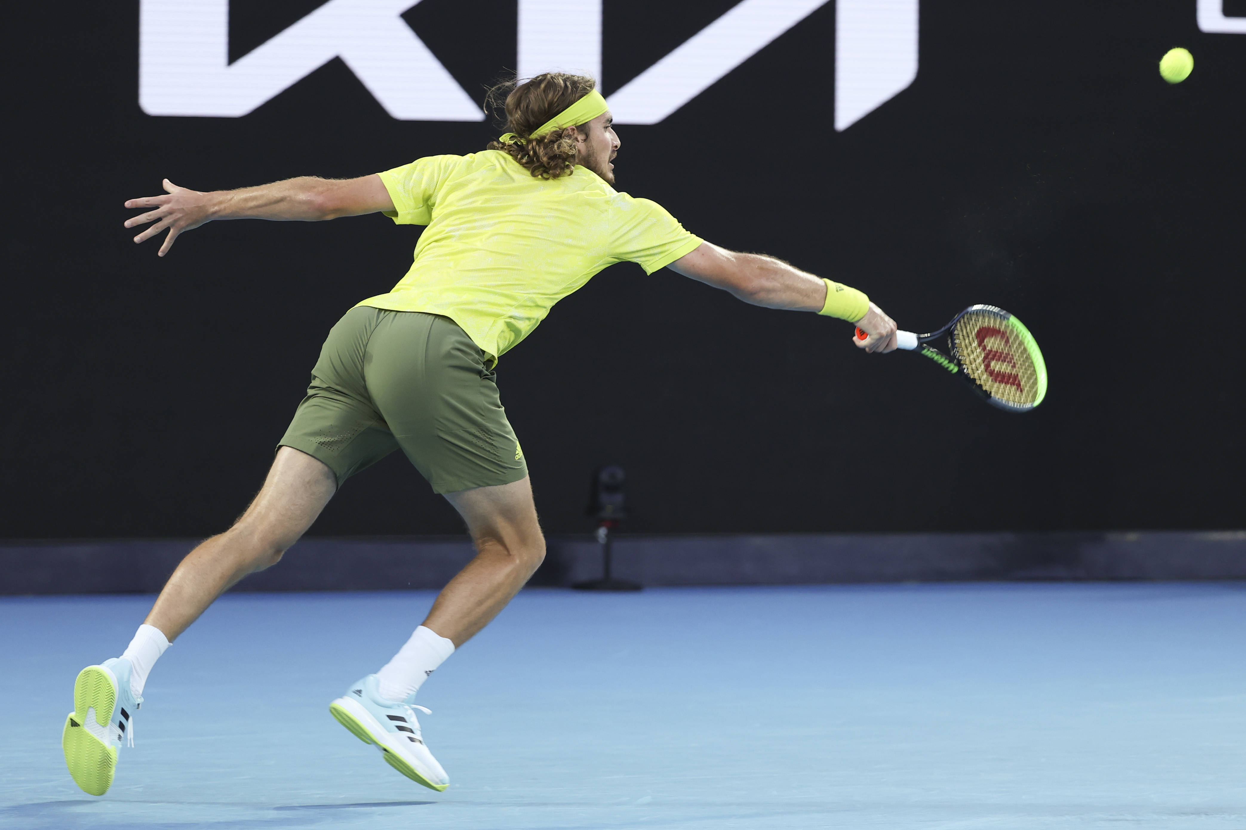 澳网轻取法网，西西帕斯带队取胜