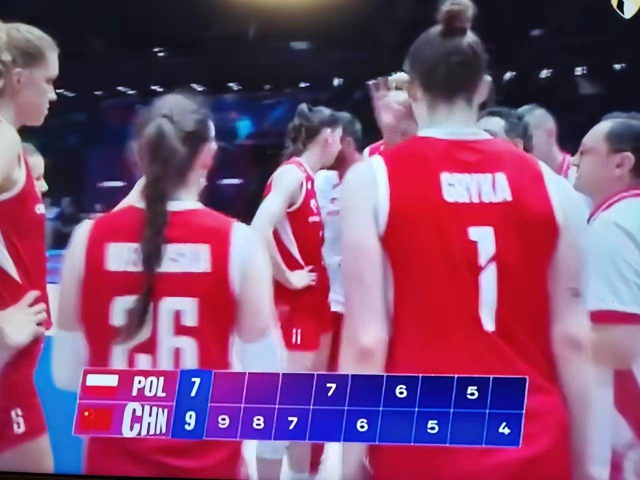 精彩逆转：排球比赛掀起激烈反击