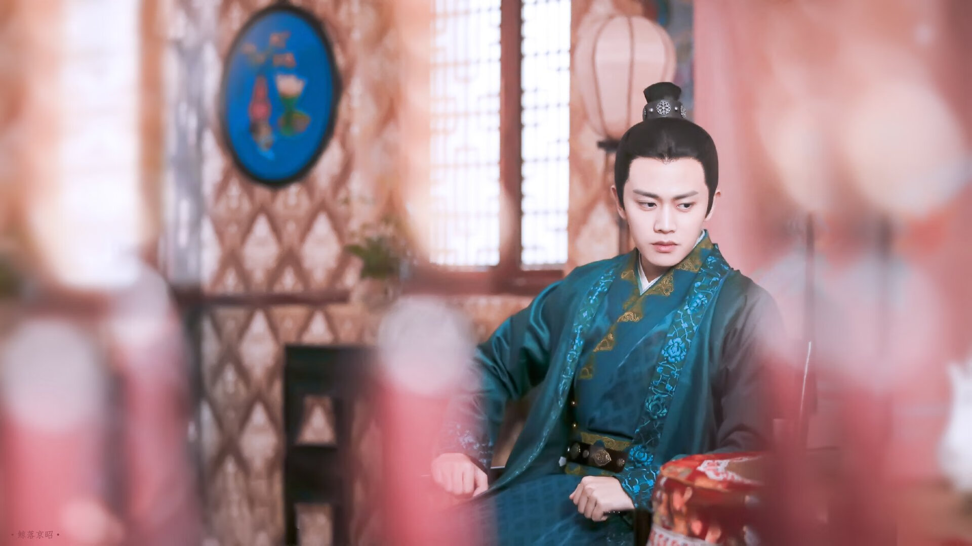 钢铁之网的编织者,勒沃库森用防守绞杀米兰,赖斯化身破局之刃