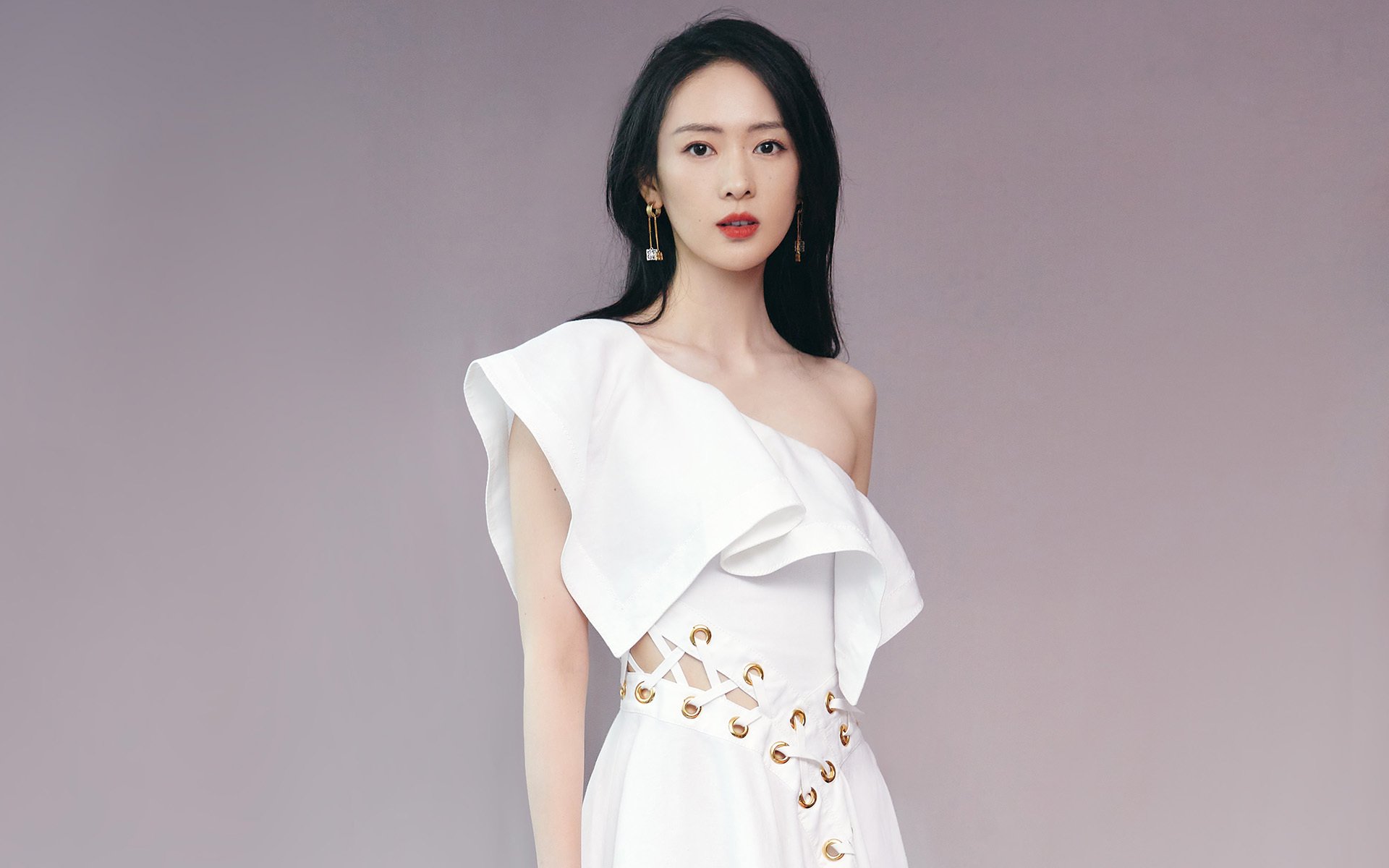 双线并进,奥运周期关键战与绿茵突围战的竞技共鸣